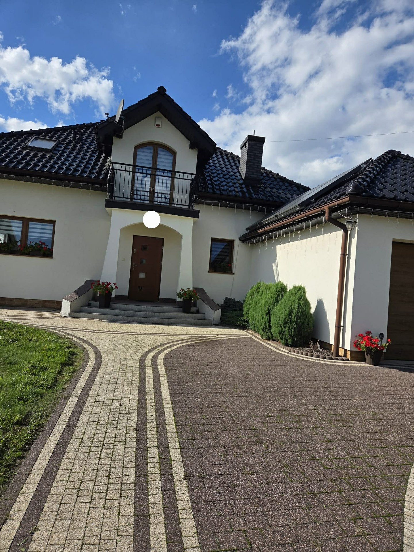 dom na sprzedaż