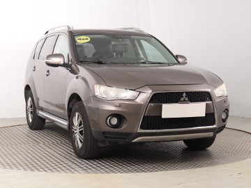 Mitsubishi Outlander II , Salon Polska, Xenon, Klimatronic, Tempomat