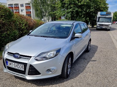 FORD FOCUS – Przestronne kombi z 2013 roku.-1