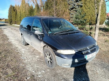 Chrysler Voyager III Chrysler Voyager 3.8 v6 178km 98r 4x4 automat 7 os-1