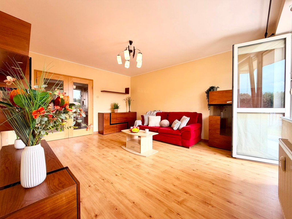 3-pok. mieszk. z miejscem postojowym, 1 pietro, balkon, piwnica,Słupsk, 3 Maja