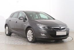 Opel Astra J , Skóra, Navi, Xenon, Bi-Xenon, Klimatronic, Tempomat,