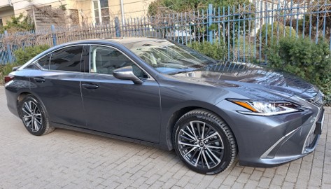 Es 300h / 2024/pierwszy właściciel z salonu polskiego