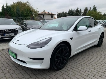 Tesla Model 3 Autopilot Kamery Białe Wnętrze