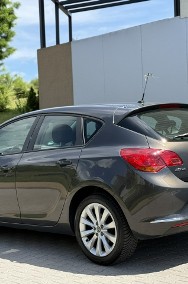 Opel Astra J 1.4 Turbo-2