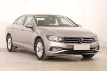 Volkswagen Passat B8 , Salon Polska, 1. Właściciel, VAT 23%, Navi, Klimatronic,