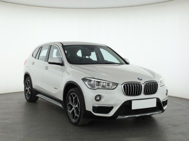 BMW X1 F48 , Salon Polska, Skóra, Klimatronic, Tempomat, Parktronic-1