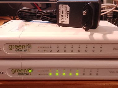 switch D-Link DGS-1008D Gigabit-1