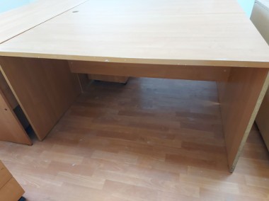 biurko 140x60 z kontenerem-1