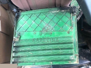 John Deere 6000 - Boczek Maski Prawy Przód-1