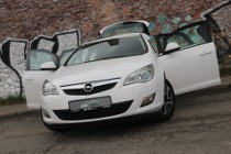 Opel Astra J 1,416V-Bez Turbiny-Klimatyzacja-El.Szyby-El.Lusterka-137000kmSERWIS