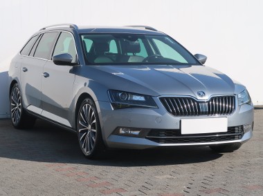 Skoda Superb III , Salon Polska, 187 KM, Skóra, Navi, Xenon, Bi-Xenon,-1