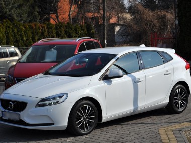 Volvo V40 T3 2.0 benzyna Salon Polska F.VAT23% 152 KM Full LED NAVI-1
