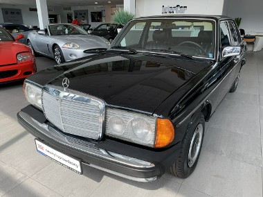 Mercedes-Benz W123 Odrestaurowny bardzo ładny zadbany-1