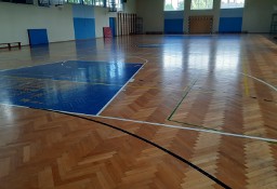 Renowacja podłogi sportowej . Renowacja parkietu hali sportowej.