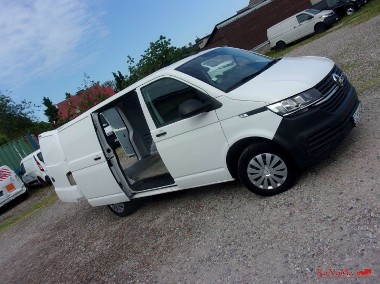Volkswagen Transporter-1
