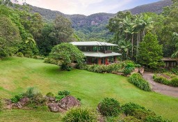 Dom Mullumbimby Creek