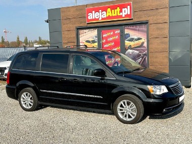 Chrysler Town & Country V-1