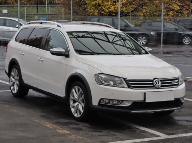 Volkswagen Passat B7 , Xenon, Klimatronic, Tempomat, Parktronic,-1
