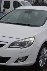 Opel Astra J-2