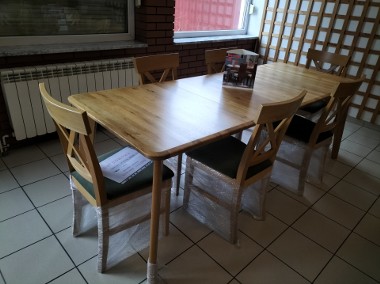 Sprzedam stół z 6 krzesłami-1