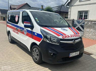 Opel Vivaro Opel Vivaro karetka ambulans ambulance-1