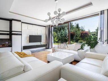 <p>Nowoczesny Dom na Pięknej Działce w Zalesiu</p>-1