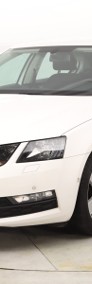 Skoda Octavia III , Salon Polska, Klima, Tempomat, Parktronic-3