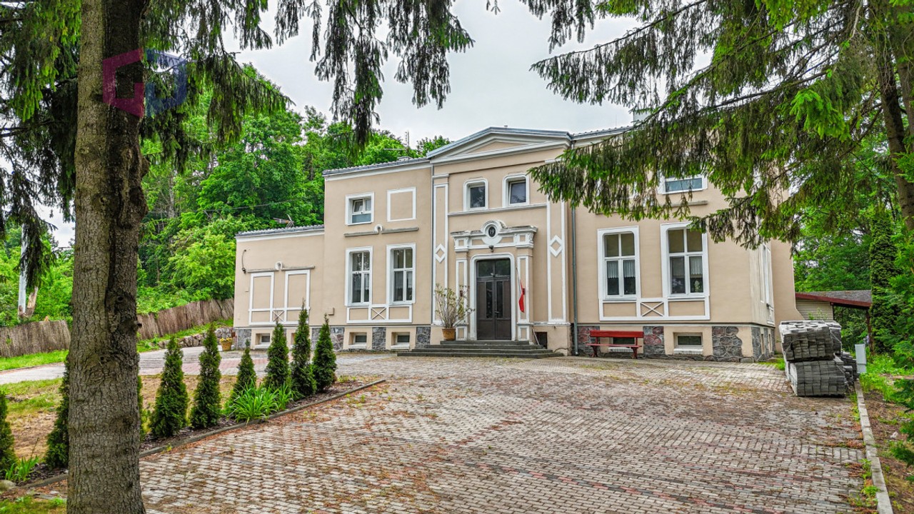 X-Wieczny Dworek po Rewitalizacji, 530 m², Mazury