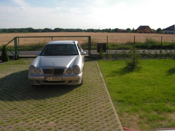 Pierwszy wł. w Polsce,max wyposażenie /sprawne/,kombi,