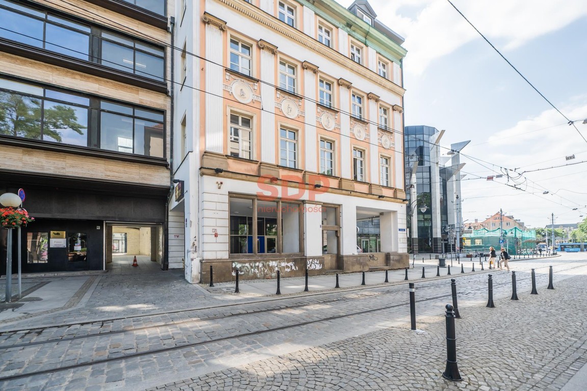 99,84 m2 | Odrestaurowana kamienica z windą w centrum miasta
