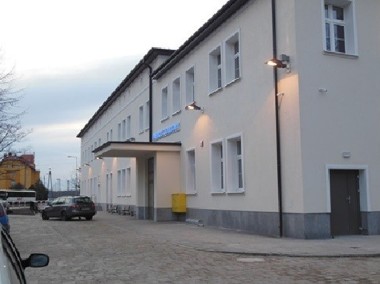 Lokale biurowe dworzec Jaworzyna Śląska-1