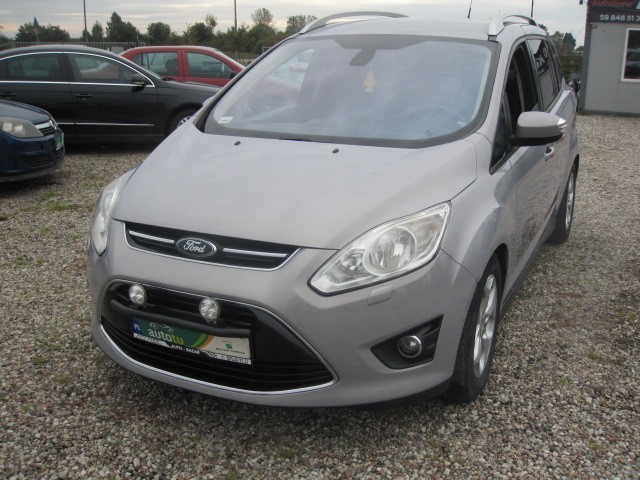 Ford C-MAX II ford grasnd c-max dobry dla dużej rodzinki