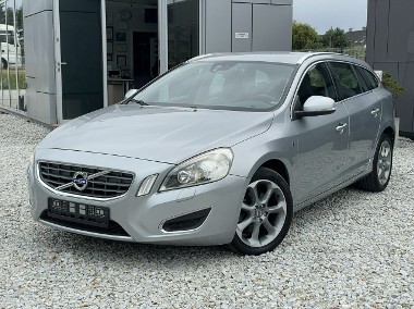 Volvo V60 I 1.6 D2 115KM 2012 skóry, climatronic, hak, Ocean Race-1