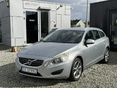 Volvo V60 I 1.6 D2 115KM 2012 skóry, climatronic, hak, Ocean Race-1