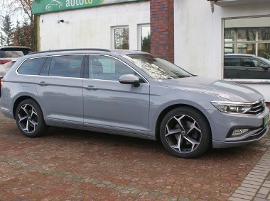 Volkswagen Passat B8 IQ LIGHT Virtual Cocpit Kamery 360-1