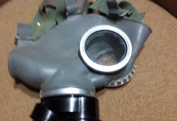 Maska przeciwgazowa filtracyjna MC-1 wraz z pochłaniaczem MS-4,