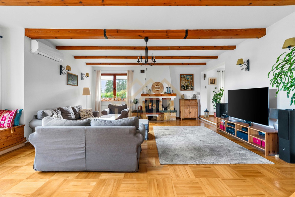 300 m2 wśród zieleni | Fotowoltaika | Józefosław