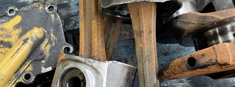 Caterpillar Cat Perkins 1106D C6.6 - tłok korbowód-1