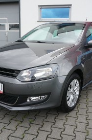 Volkswagen Polo V-2