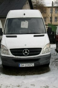 Mercedes-Benz Sprinter-2