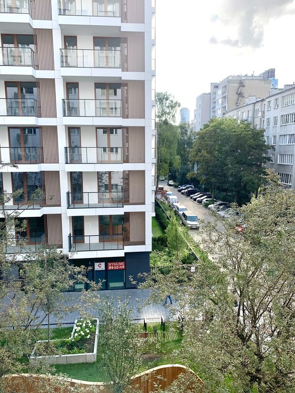 Kawalerka ścisłe centrum ul. Chmielna - Vista 5