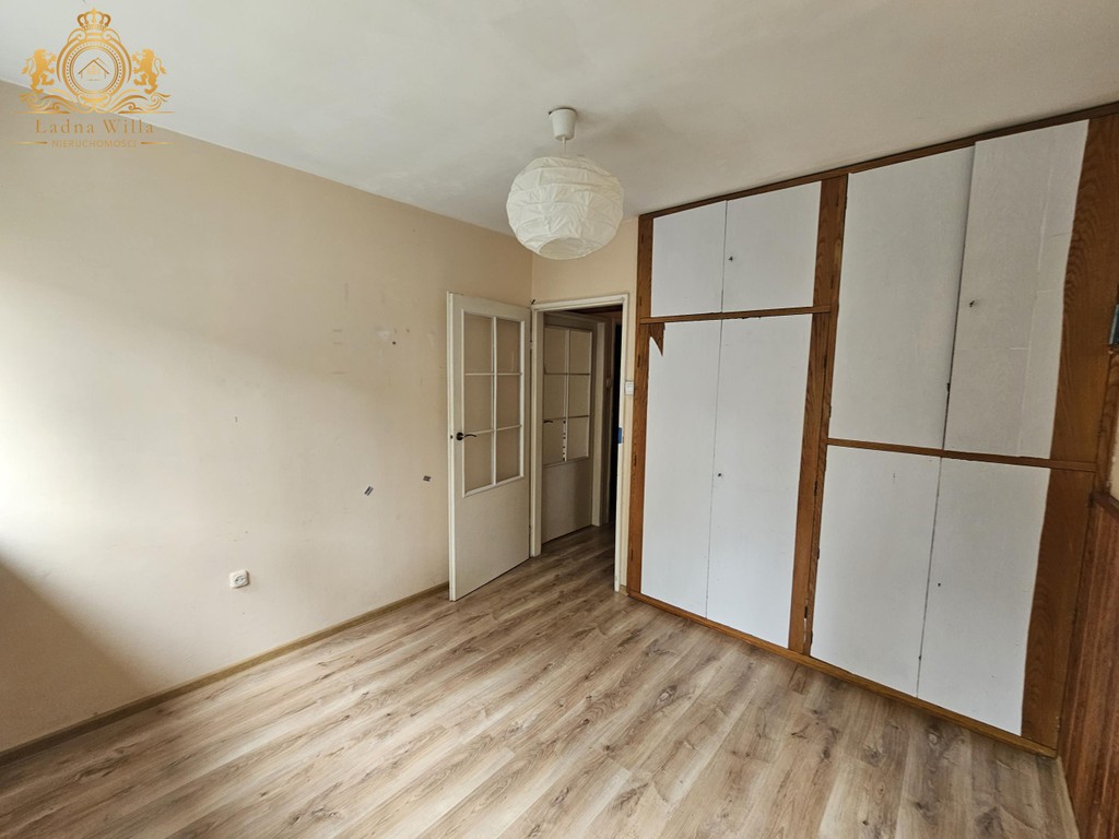 LUX 47,30/3 POK/ 1 PIĘTRO/ UL BALEYA. – pohled 3