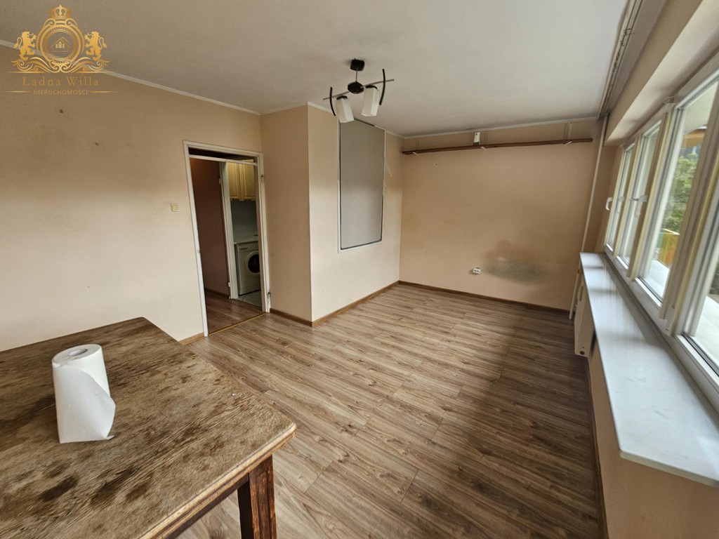 LUX 47,30/3 POK/ 1 PIĘTRO/ UL BALEYA. – pohled 4