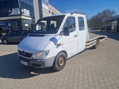 Mercedes-Benz Sprinter-1