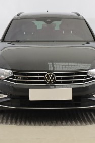 Volkswagen Passat B8 , 200 KM, Automat, Skóra, Navi, Klimatronic, Tempomat,-2