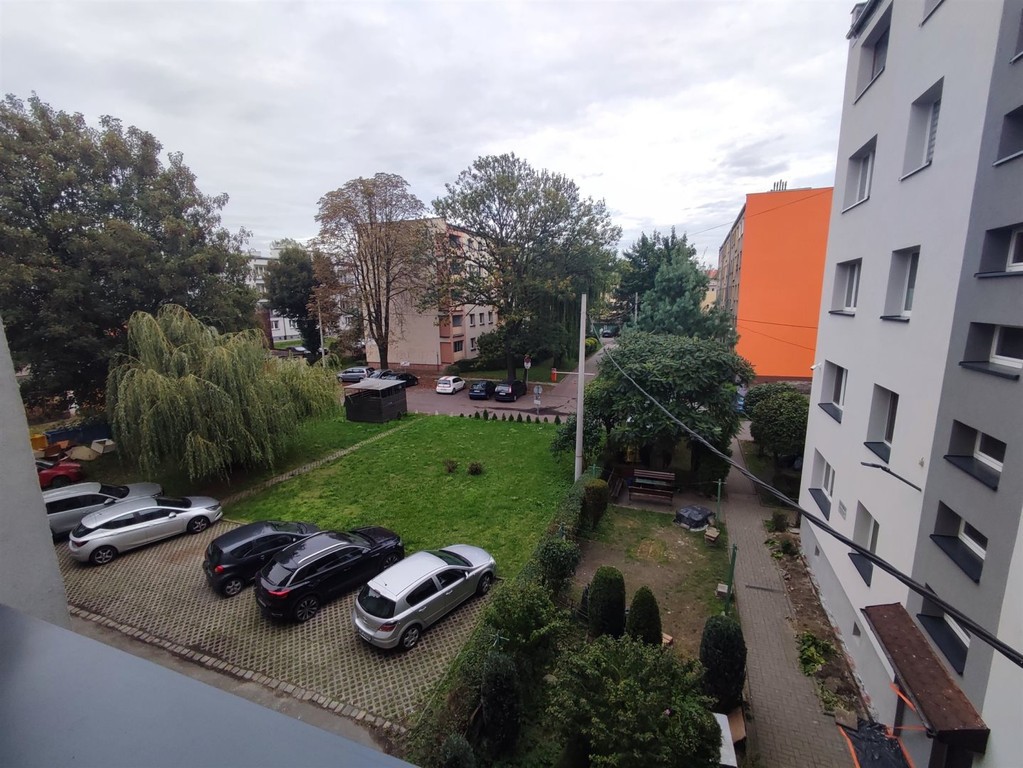 Hutnicza | 2 pokoje | C.O miejskie | 2p. | balkon