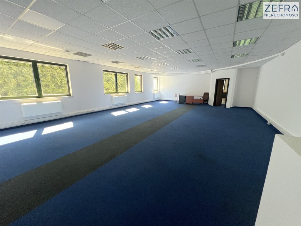 Biuro*Usługi*243 m²*Bronowice Wielkie*ul.Stawowa – pohled 3