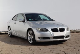 BMW SERIA 3 IV (E90/E91/E92/E93) BMW SERIA 3 , Skóra, Navi, Xenon, Bi-Xenon, Klimatronic, Tempomat,