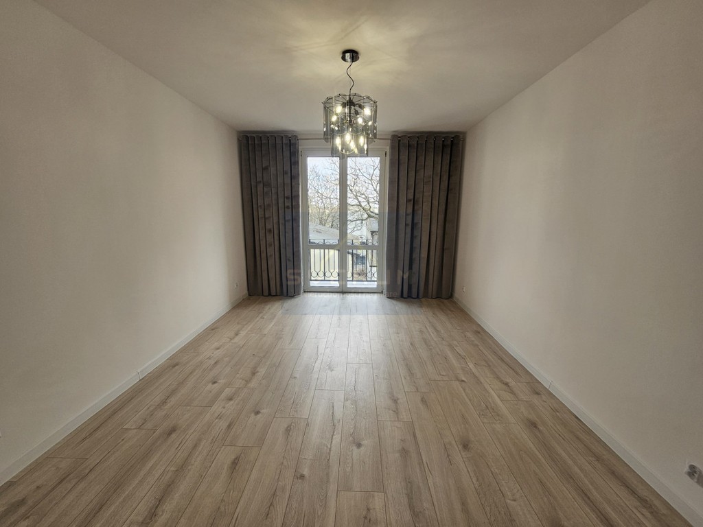 Centrum M-3 po remoncie . – pohled 2
